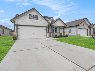 3743 Crawford St, Bay City, TX 77414