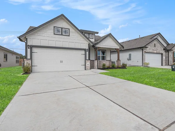 3743 Crawford St, Bay City, TX 77414