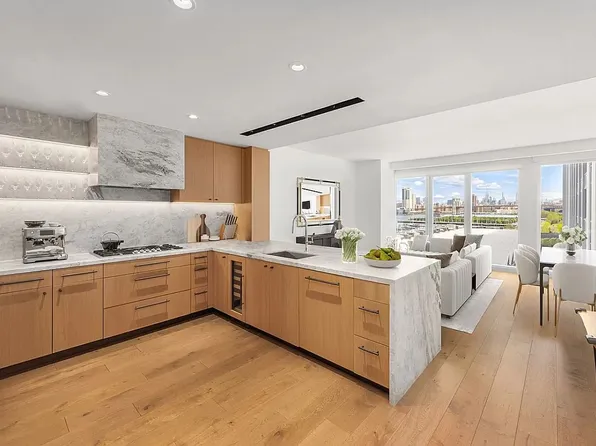 50 Bridge Park Dr #7C, Brooklyn, NY 11201