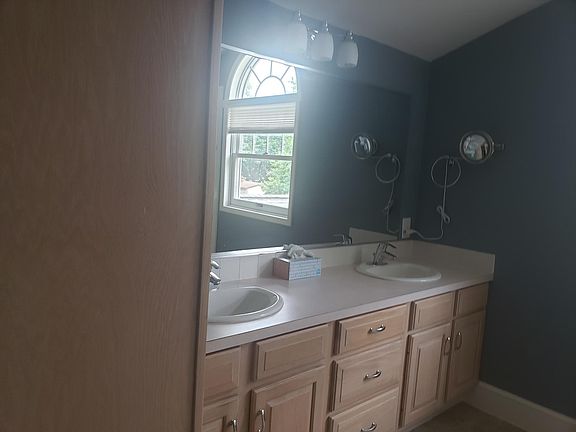 2nd image of 7215 Heatherwood Dr