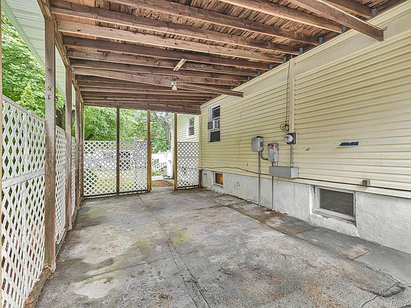4th image of 12 Dover Avenue