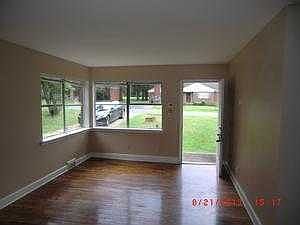 4th image of 2625 Juniper Dr