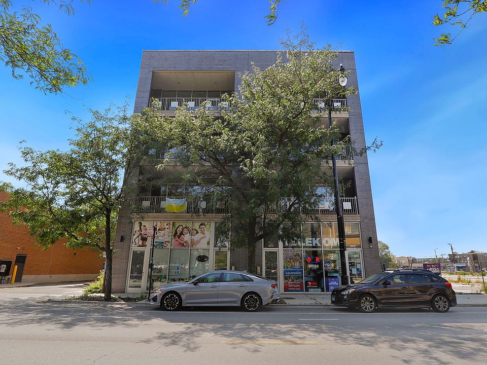 1st image of 3242 N Milwaukee Ave Unit 4N