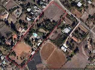 2504 Guajome Lake Rd, Vista, CA 92084