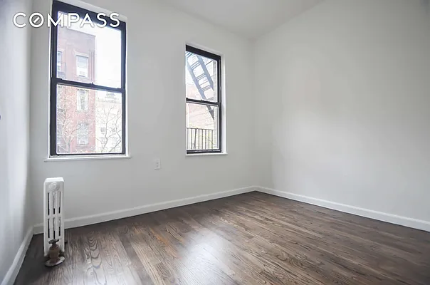 Rented by Compass | media 12