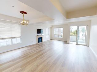 1176 Wellesley Ave #PENTHOUSE 1, Los Angeles, CA 90049