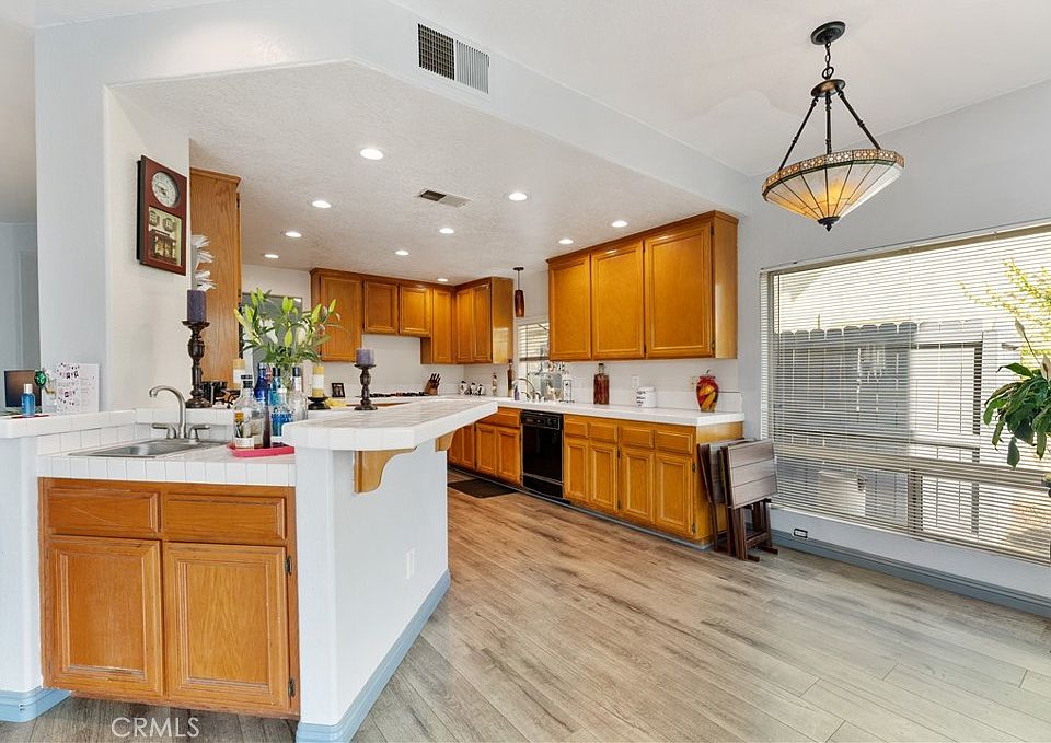 1st image of 10252 Laurelwood Ln