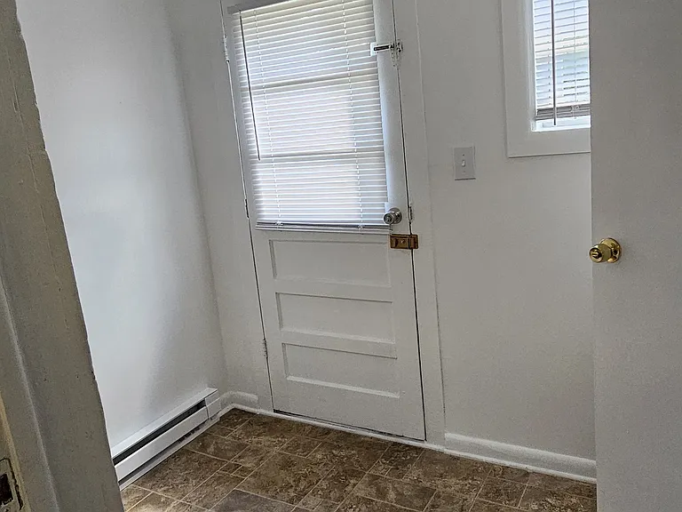 395 Clearview Dr — Photo 8