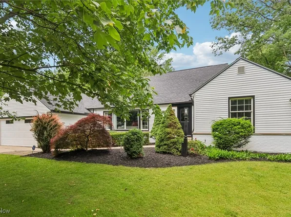 23401 Bryden Rd, Shaker Heights, OH 44122