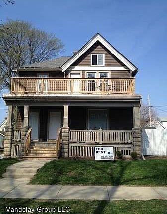 3rd image of 3235 N Bartlett Ave