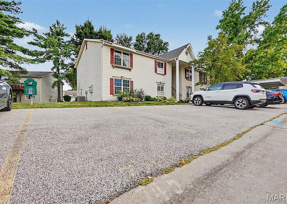1st image of 745 Sugar Glen Dr #5