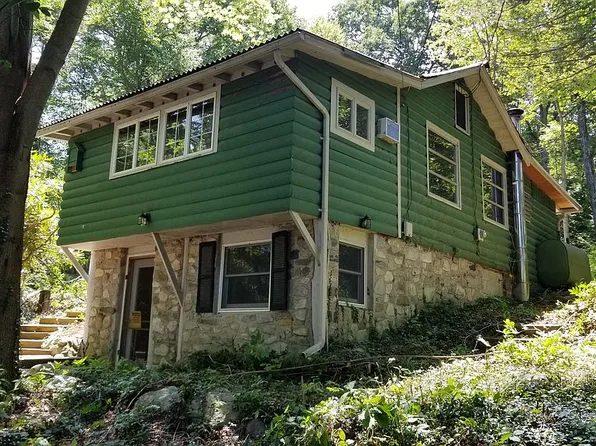6 Birch Rd, Sussex, NJ 07461