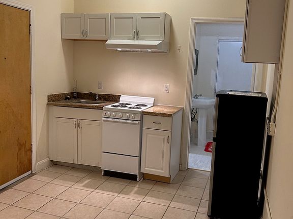 3rd image of 111 Trenton St #5