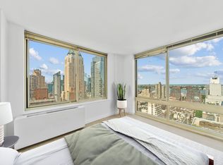 260 W 54th St APT 37F, New York, NY 10019