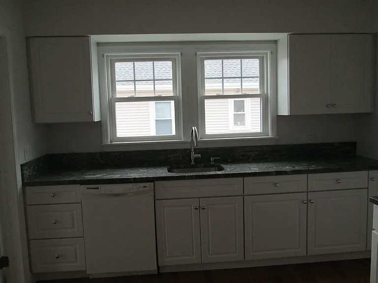 83 Webster St #83 — Photo 6