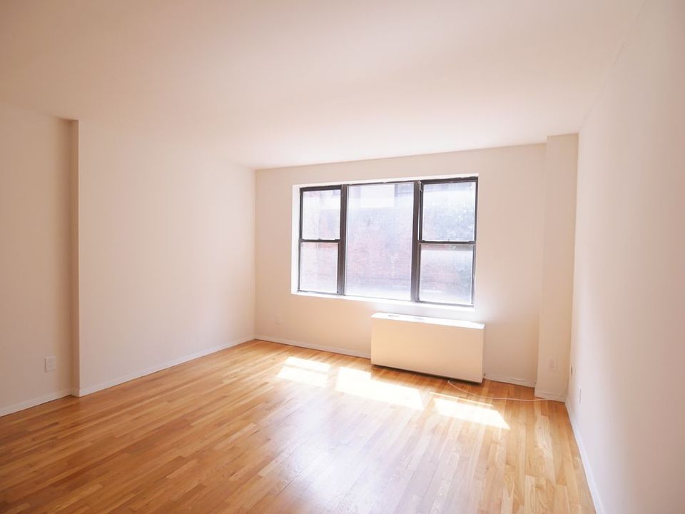 1st image of 254 E 10th St APT 2c