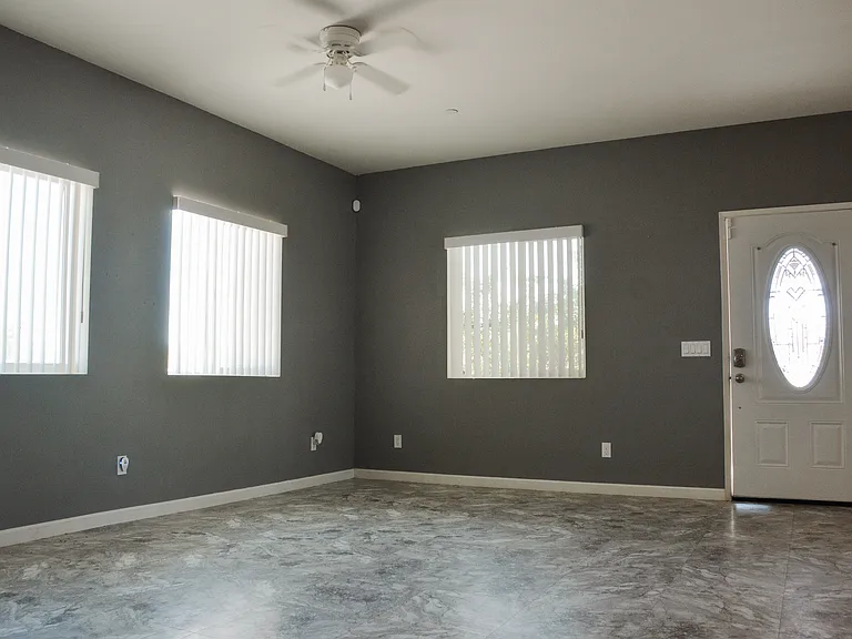 1381 Soledad Ave — Photo 8
