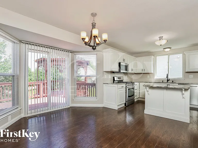 7796 Boatside Dr — Photo 6