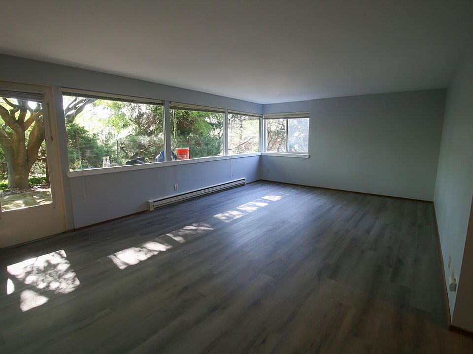 1st image of 3001 22nd Ave W #3001