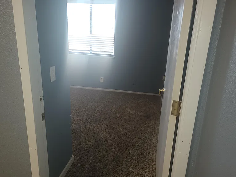 518 Monterey St #B — Photo 7