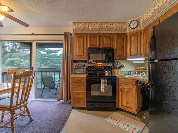 5th image of 2202 Mountain Road #49