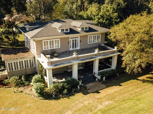 300 Elizabeth St, Rosedale, MS 38769