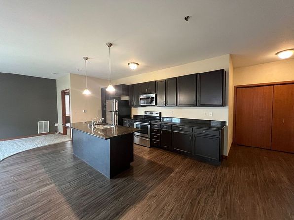 401 N Washington St #413