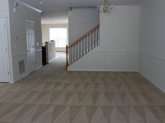 4th image of 2409 Rainswood Ln
