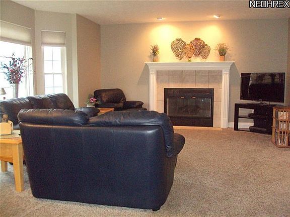 4th image of 38820 N Bay Dr