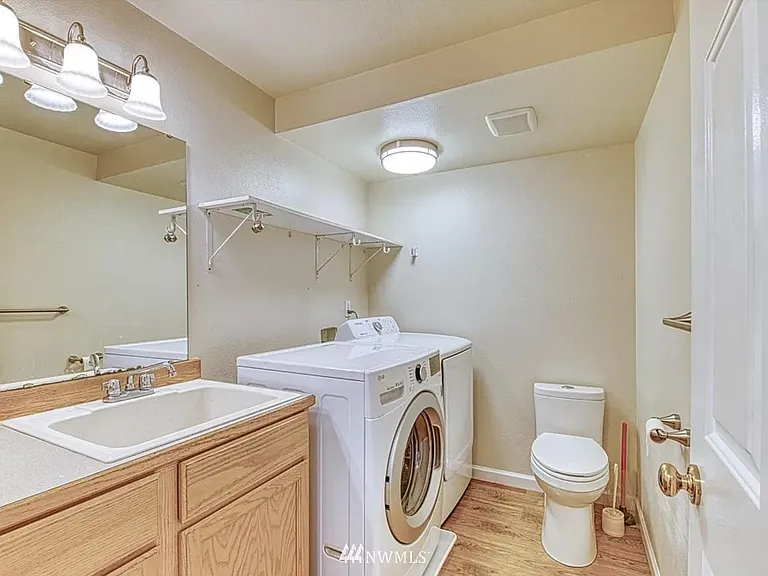 9625 S 242nd Ct — Photo 7