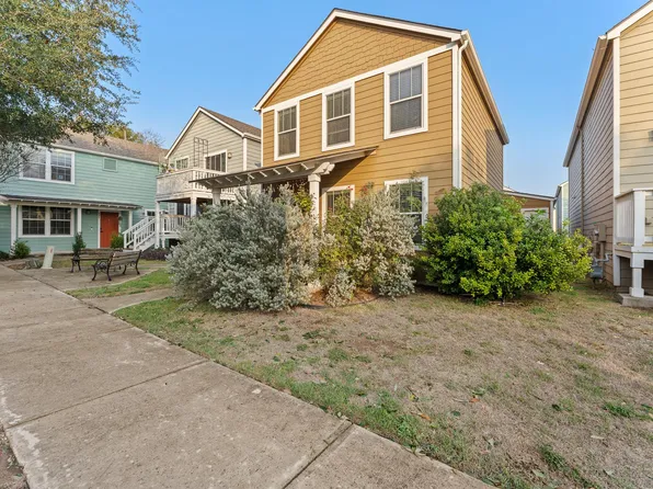 320 Trestle Tree Unit 32, San Marcos, TX 78666