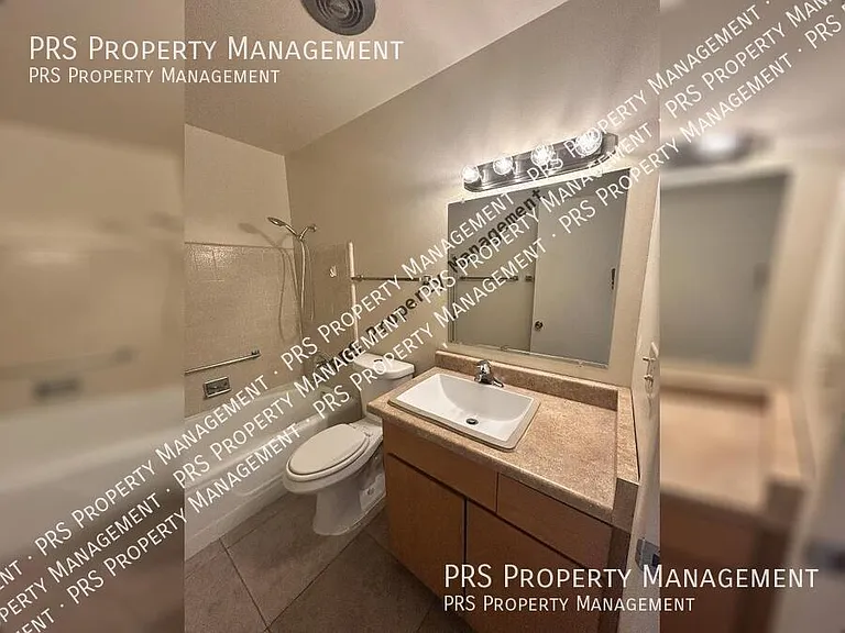 5233 E University Dr #B — Photo 14