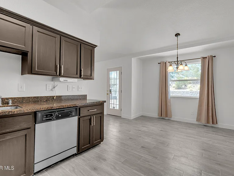6541 Dakota Ridge Dr — Photo 16