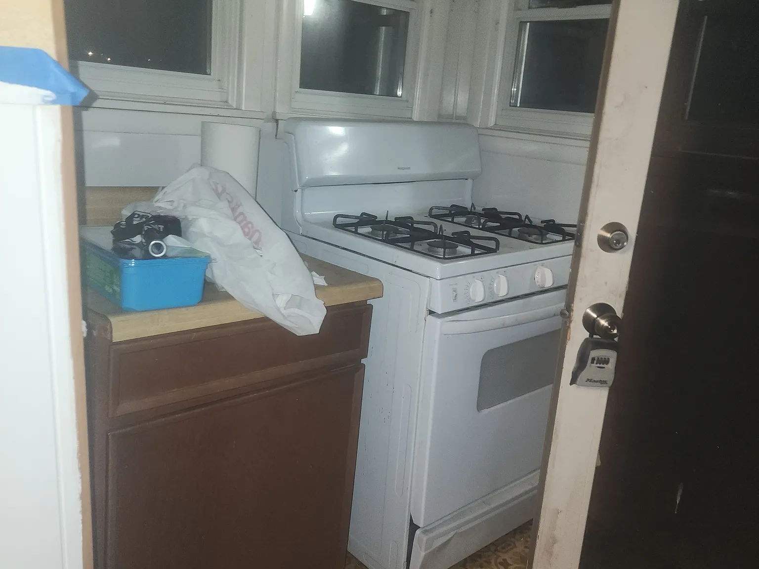 3 bed, 1408 sqft, $1,750 — Photo 1
