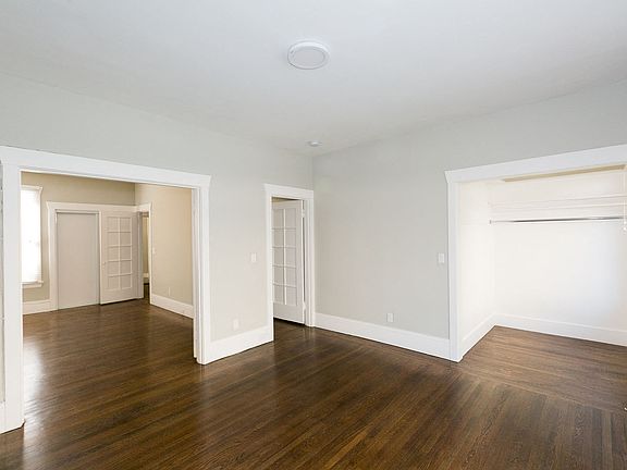 3rd image of 835 Pine St #9