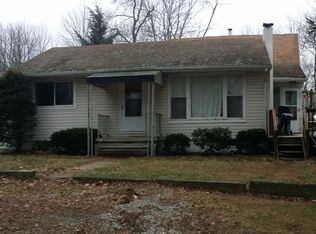 13 Stanton Ct, Hewitt, NJ 07421