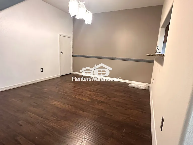 10943 Keys Gate Dr — Photo 6