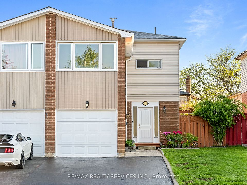 1st image of 28 Kingswood Dr