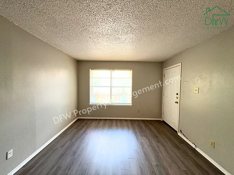 219 Fry St #6 — Photo 4