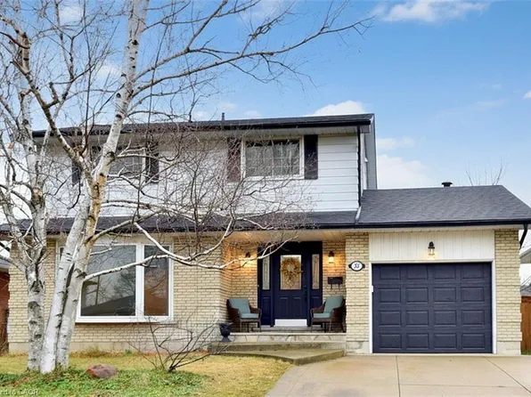 22 San Remo Dr, Hamilton, ON L9C 5N3