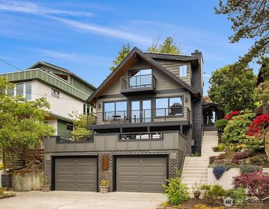 6008 Palatine Avenue N, Seattle, WA, 98103