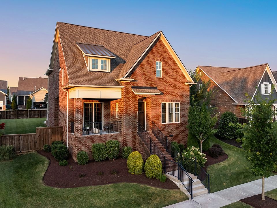 1st image of 3210 Natoma Cir