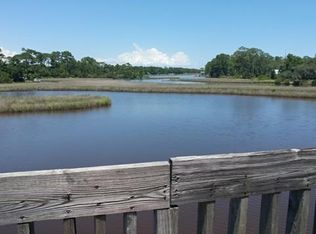 9219 Gulf Beach Hwy APT 5, Pensacola, FL 32507