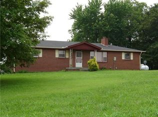 6707 Hugh Gill Rd, Adams, TN 37010