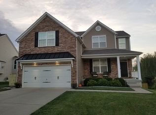 6710 Weather Vane Dr, Louisville, KY 40299