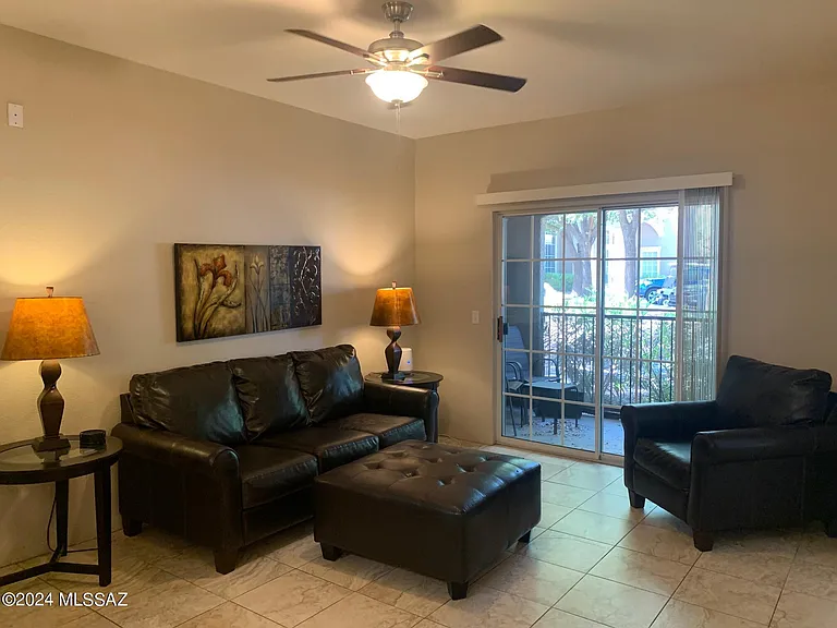 1500 E Pusch Wilderness Dr #6102 — Photo 3