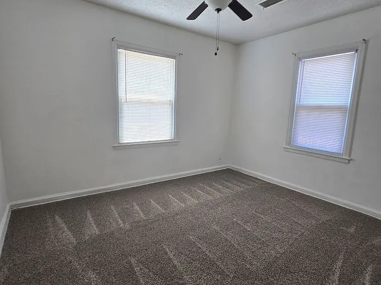 404 E Hopi St — Photo 16