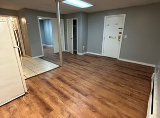111 Aberdeen St #E, Boston, MA 02215