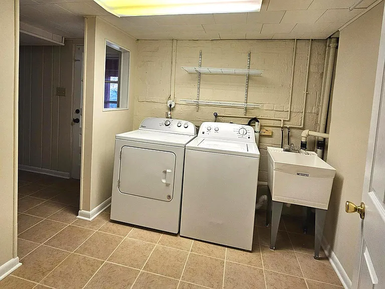 7429 Carol Ln — Photo 27