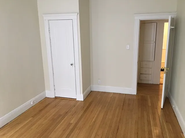Studio, $2,065 — Photo 1